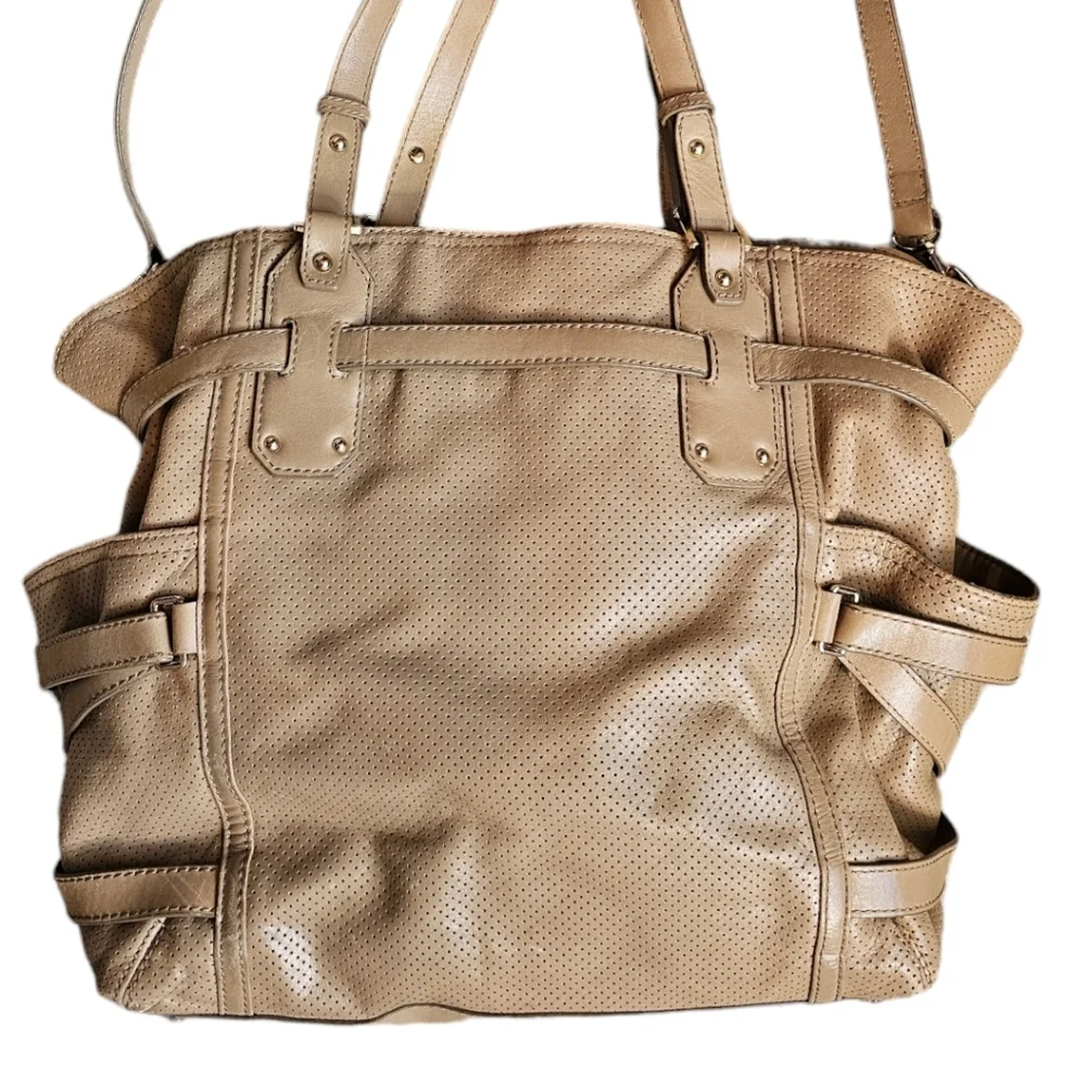 Michael Kors Tan Leather Gansevoort Tote Bag - Picture 4 of 8